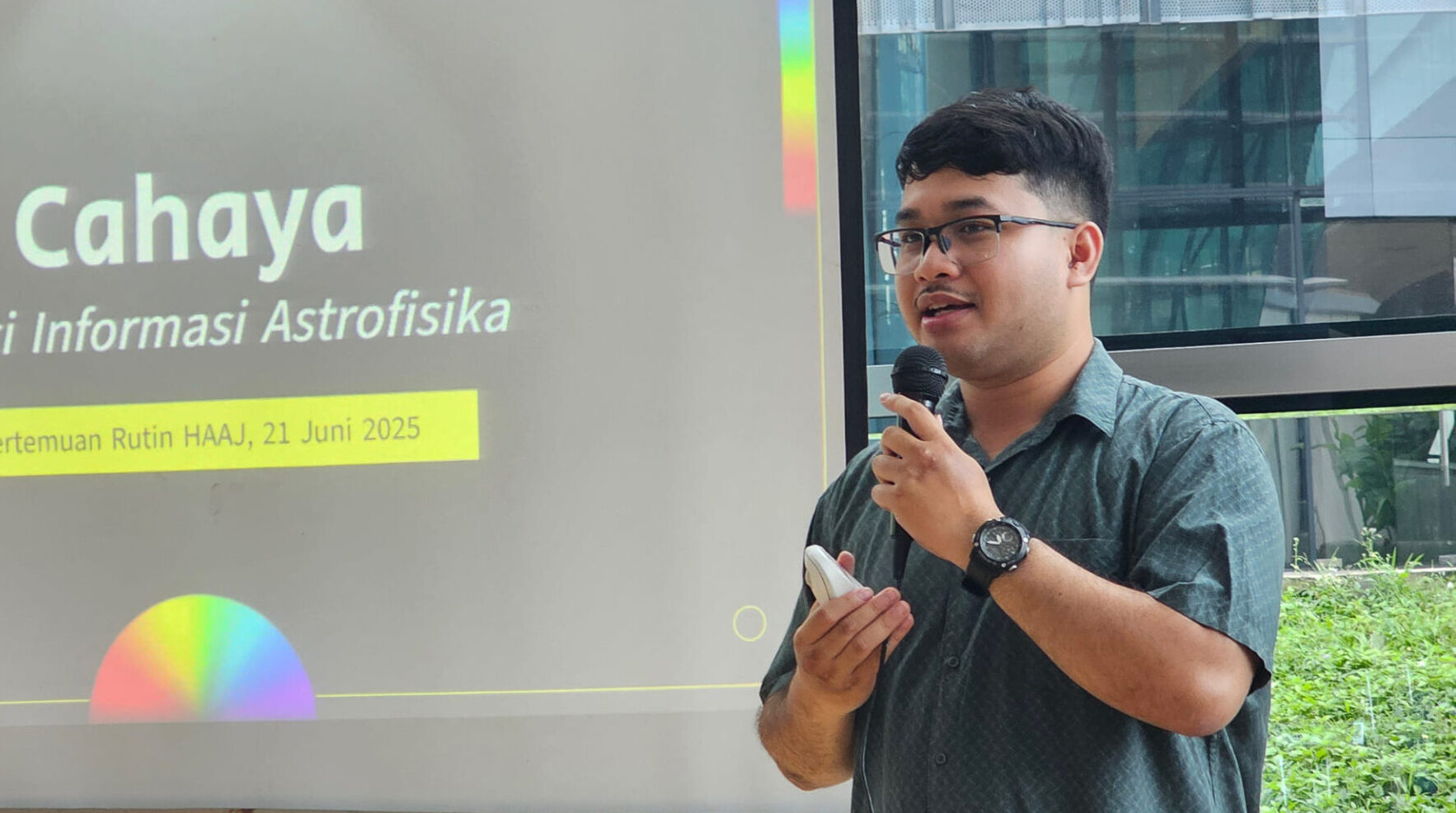Cahaya kunci informasi astrofisika